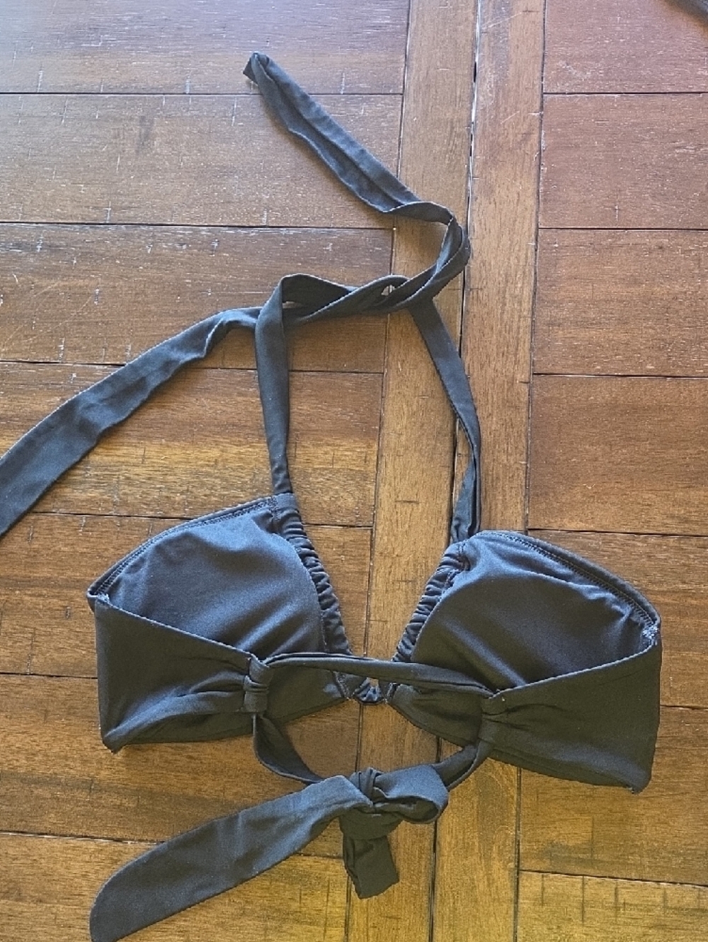 Black Women's Bikini Top - Victoria's Secret- Removable Padding - Medium - Picture 2 of 3
